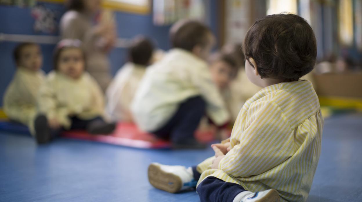 Varios niños del primer ciclo de Educación Infantil, en la escuela infantil antes de la pandemia