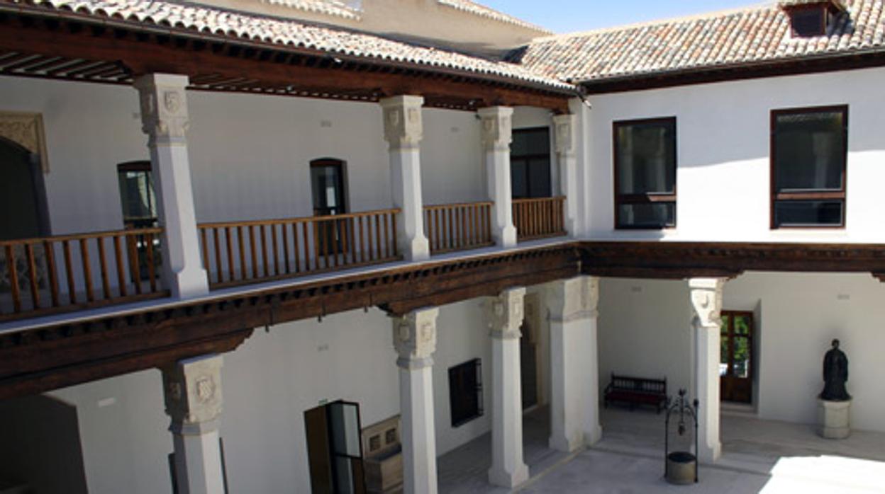 Patio del Palacio de Fuensalida