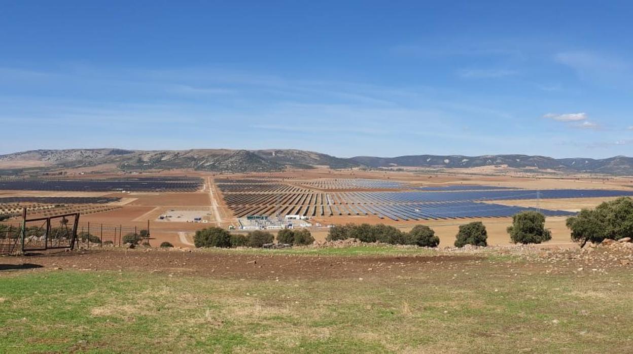 El complejo solar en Porzuna, Ciudad Real