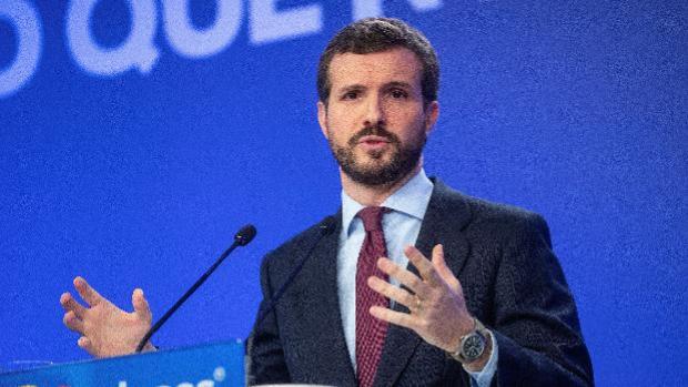 Casado reta a Sánchez a publicar el whatsapp que le envió sobre la renovación del Poder Judicial