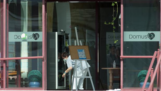 Tercer día de descenso de los casos activos de covid en Galicia