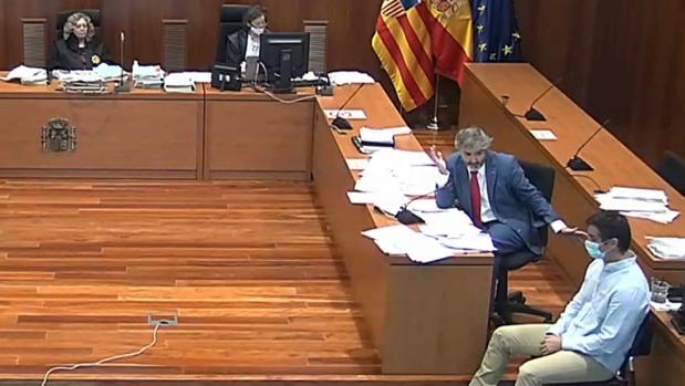 «Crimen de los tirantes»: El abogado de Lanza alude al «procés» y critica a los periodistas en su alegato final