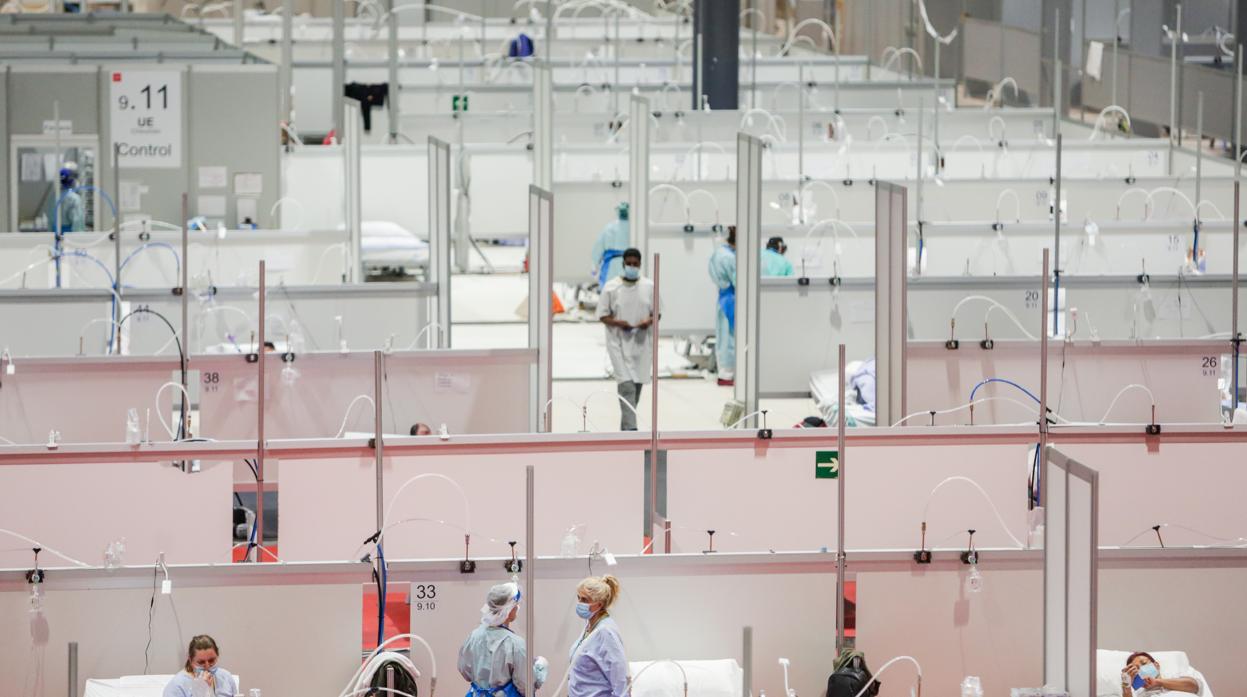 Pacientes de coronavirus en las camas del Hospital temporal de Ifema, el pasado 31 de marzo