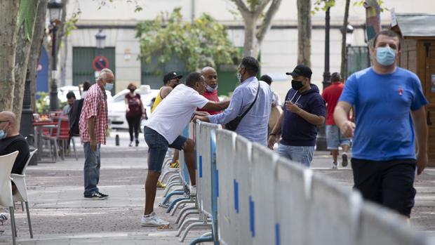 Puente de Vallecas, principal candidato a un confinamiento: «Aquí la gente no respeta las normas»