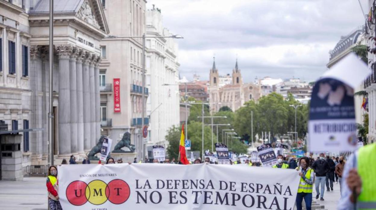 Manifestación de militares hoy ante el Congreso de los Diputados