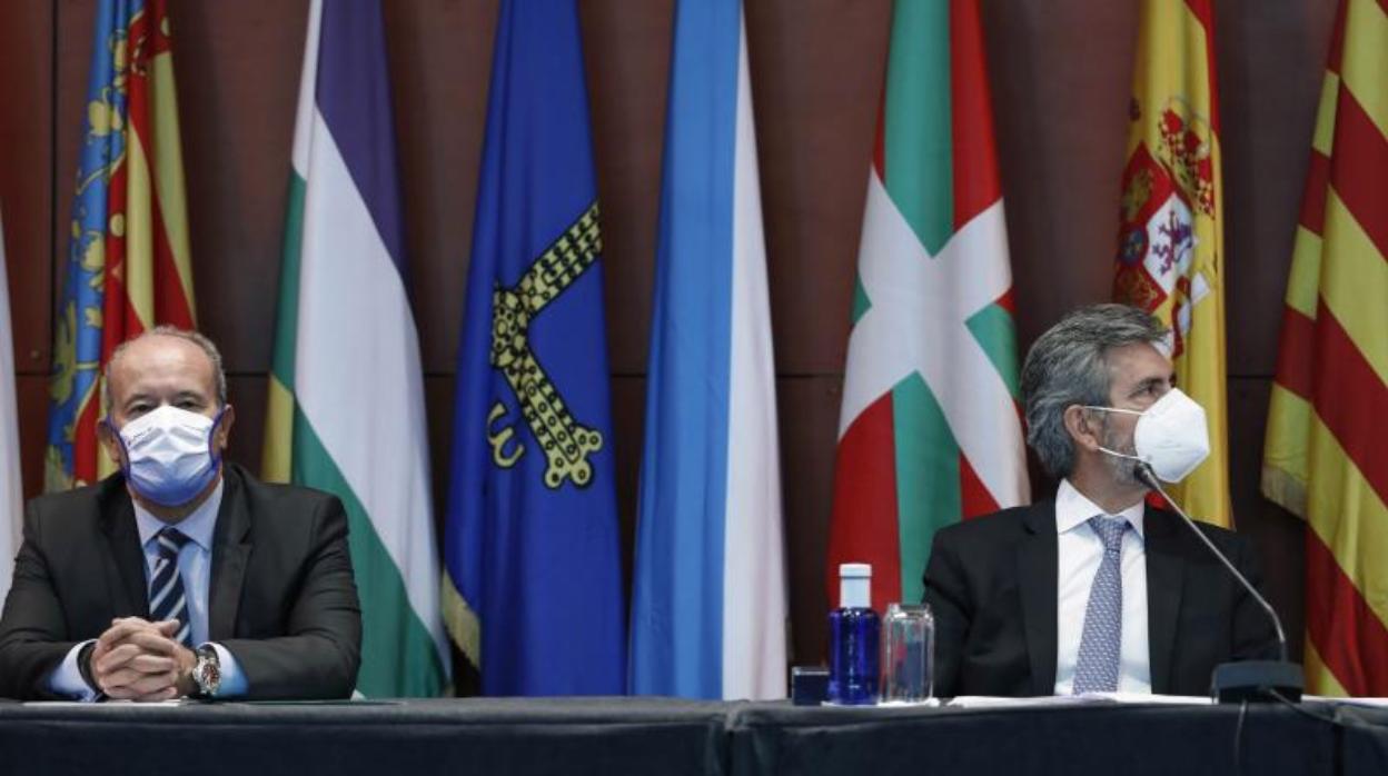 El ministro de Justicia Juan Carlos Campo y el presidente del CGPJ Carlos Lesmes