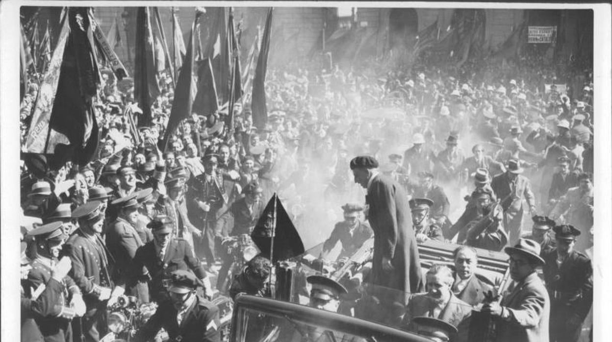 Companys, el 2 de marzo de 1936, en su regreso a Barcelona tras ser amnistiado por el Frente Popular