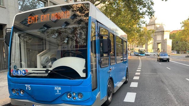 Dos minibuses de la EMT unirán La Latina con el centro de salud por las obras de Sol