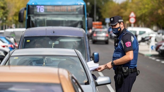 La Policía Municipal impuso 60 multas diarias en la primera semana de confinamiento en Madrid