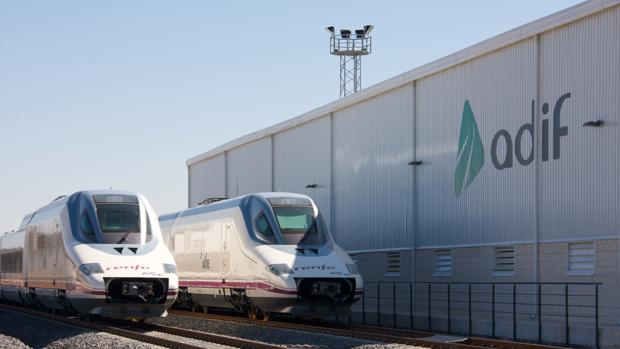 Renfe reactiva en octubre el servicio del primer tren Pamplona-Madrid