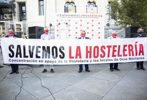 Protesta del sector hostelero frente al Ayuntamiento de Madrid, hace dos semanas