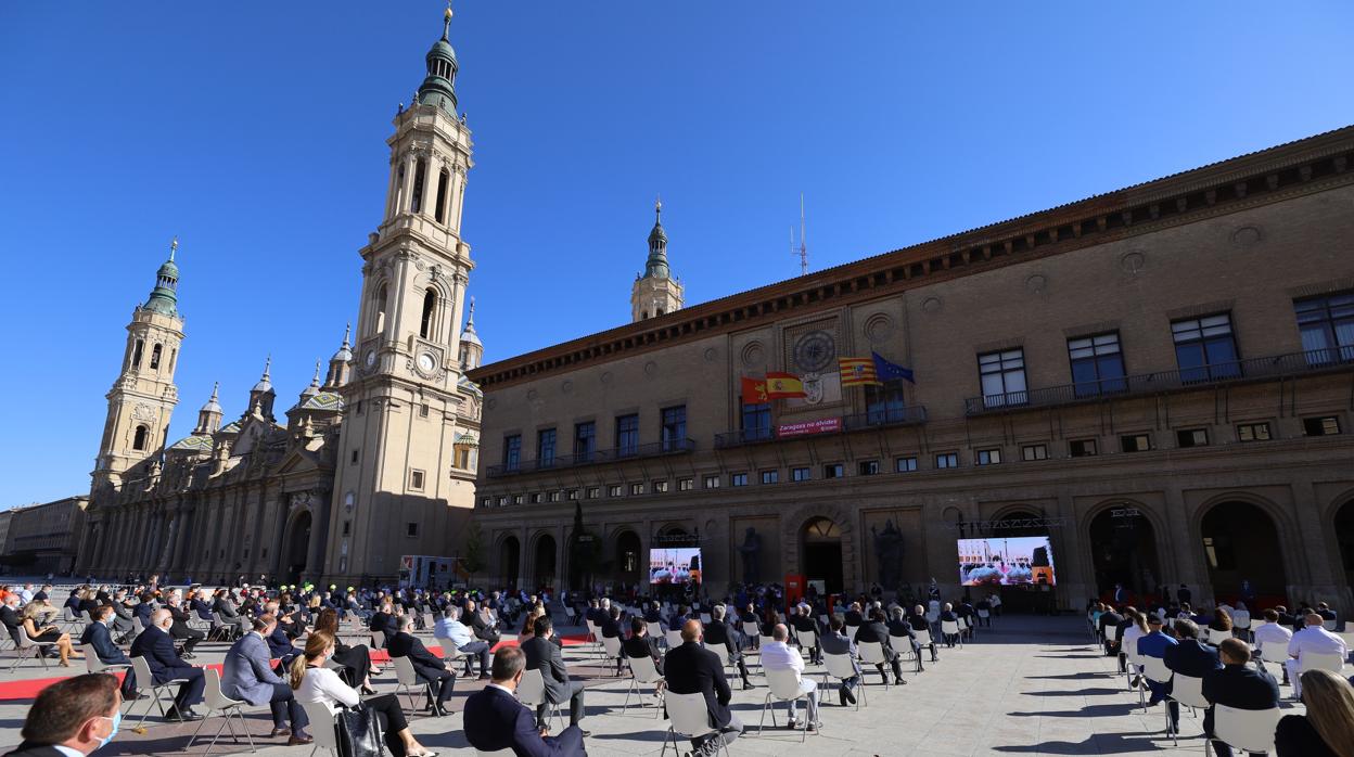 La Plaza del Pilar de Zaragoza, durante un homenaje a las víctimas del Covid que tuvo lugar en julio