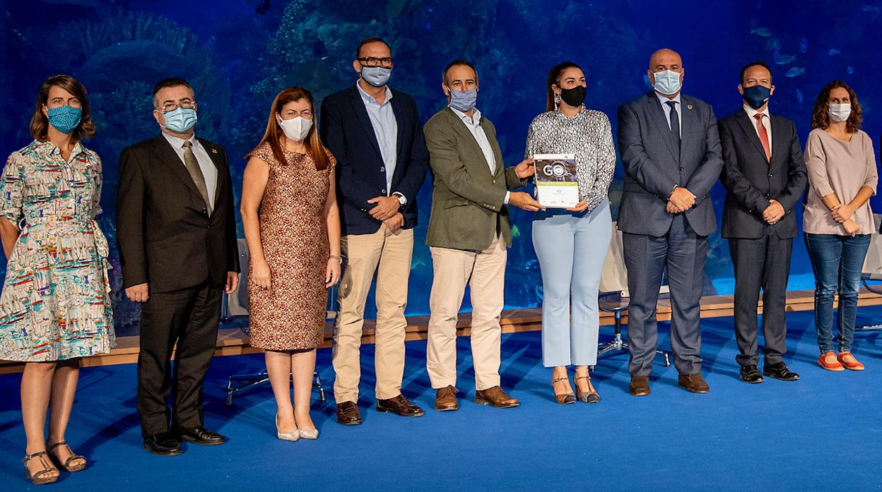 Asistentes a la presentación del informe sobre emisiones de C02 en L'Oceanogràfic de Valencia