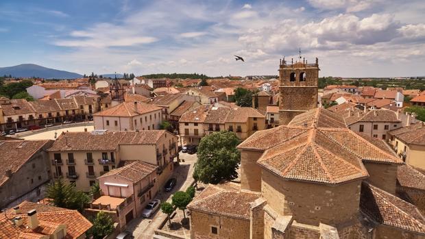 El brote de Covid-19 declarado en Riaza (Segovia) contabiliza 67 positivos y 198 contactos en estudio