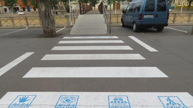 Consuegra repara la señalización vial en varias zonas, algunas con riesgo de accidentes