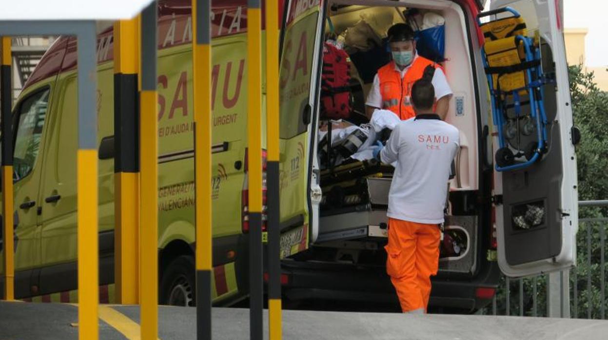 Traslado de un enfermo en Alicante