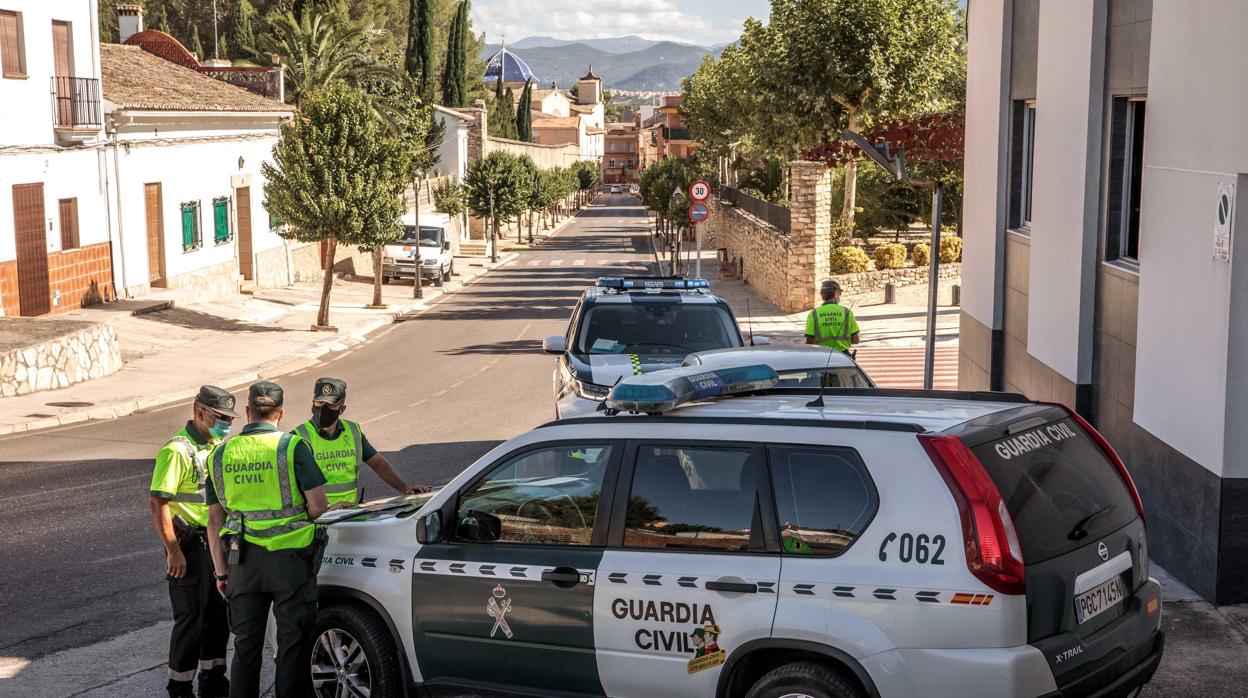 Imagen tomada en Benigànim el día que comenzó el confinamiento del municipio valenciano