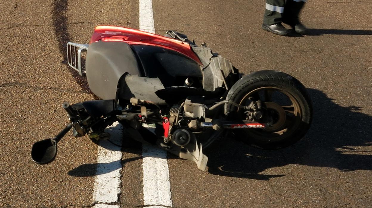 Así quedó la moto tras el accidente mortal