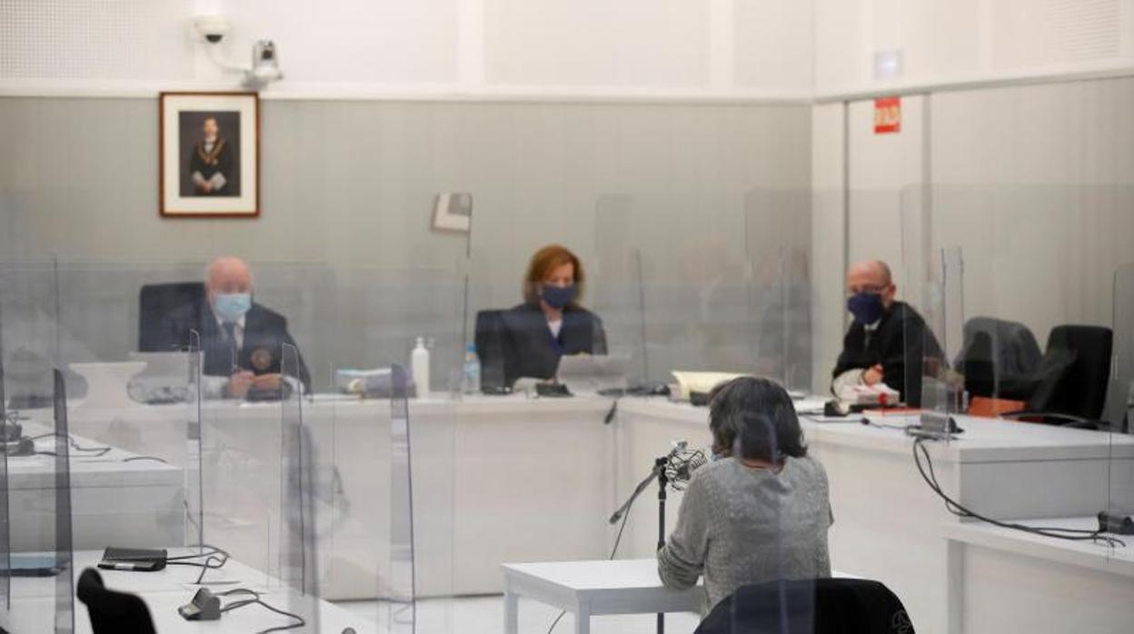 La exdirigente etarra Soledad Iparraguirre, durante su juicio en la Audiencia Nacional