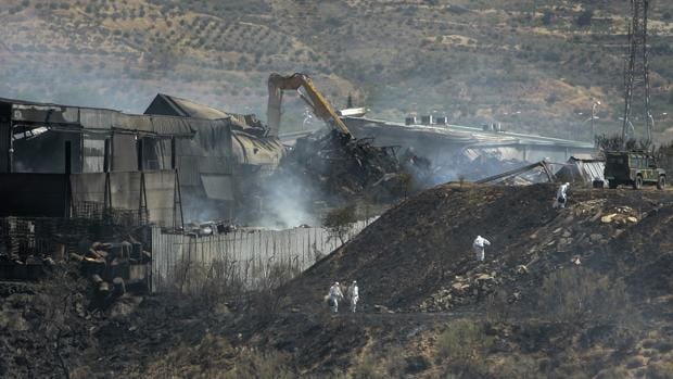 Finaliza la retirada de 8.000 toneladas de residuos tóxicos del incendio en la planta de Chiloeches
