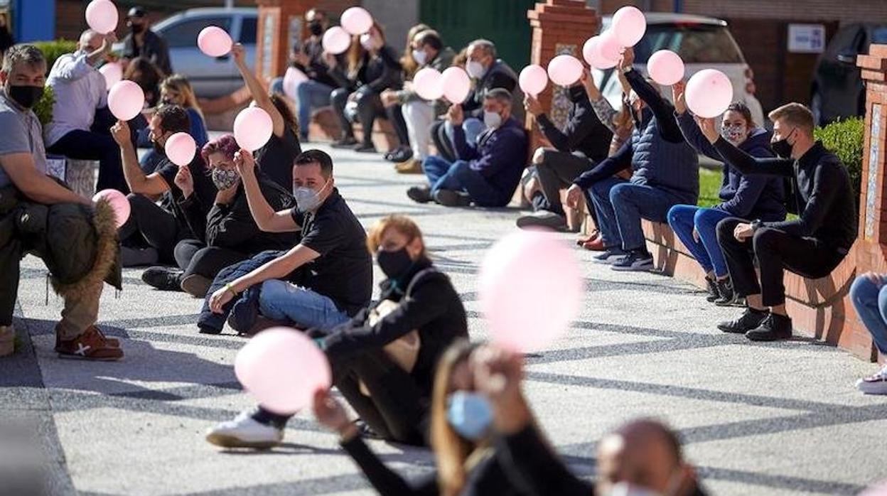 Manifestación en la plaza del Pan