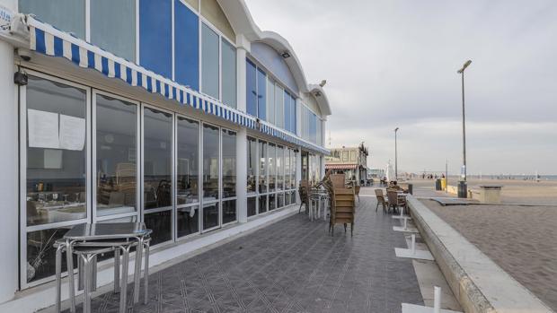 Toque de queda en Valencia: los hosteleros cifran en 5,5 millones las pérdidas por el confinamiento nocturno