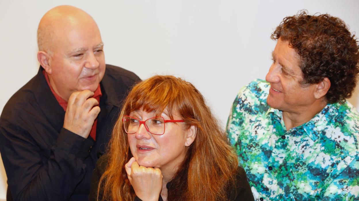 Isabel Coixet junto a Agustín Almodóvar y Pedro Casablanc en su visita a la 65 Semana Internacional de Cine de Valladolid