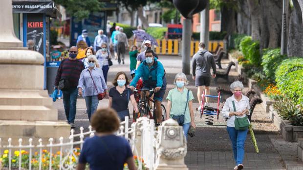 Canarias, la única comunidad autónoma exenta del toque de queda