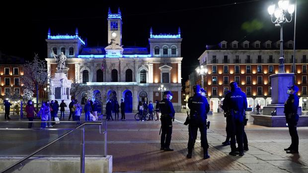 Castilla y León registra 268 denuncias en la primera noche del toque de queda en la Comunidad