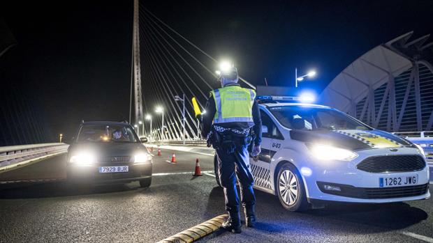 Estado de alarma en Valencia en directo: la Generalitat sigue subvencionando los viajes pese al toque de queda
