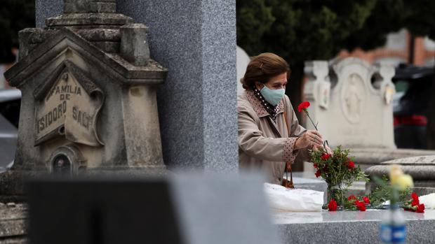 Cataluña flexibilizará sus restricciones de movilidad para ir a los cementerios el Día de Todos los Santos