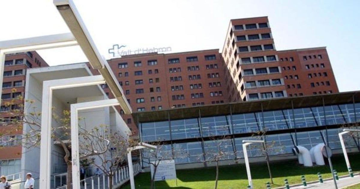 Imagen del acceso principal al hospital Vall d'Hebron de Barcelona