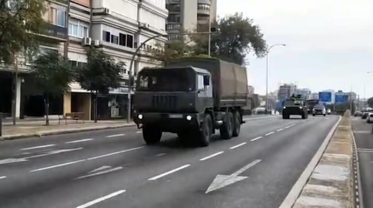 Tanques y vehículos militares entran en Madrid... para un rodaje de Amenábar