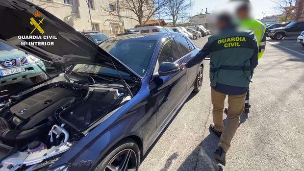 Guardia Civil ha desarticulado un grupo criminal dedicado a la venta de vehículos de ocasión