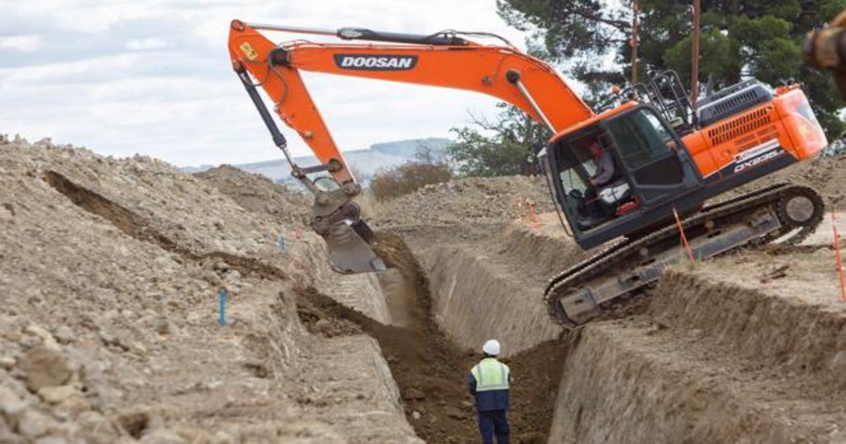 Obras del Canal de Navarra a su paso por Peralta