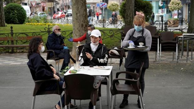 Se endurecen las medidas de nivel 3, con cierre del interior de bares y restaurantes