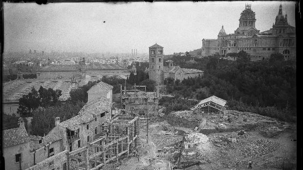 600 pueblos, 20.000 kilómetros y 13 meses de obras: así se levantó la España en miniatura de Barcelona