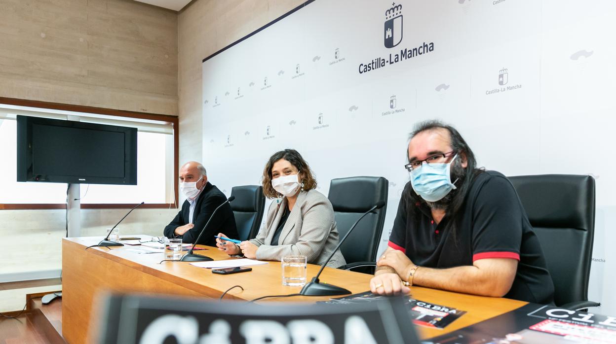 José Antonio Bravo, Ana Muñoz y Gabriel Castaño durante la rueda de prensa celebrada en Toledo