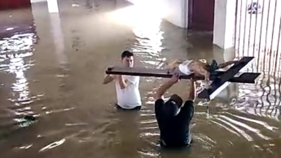 Un párroco de Valencia queda atrapado por las inundaciones en Honduras por el huracán ETA