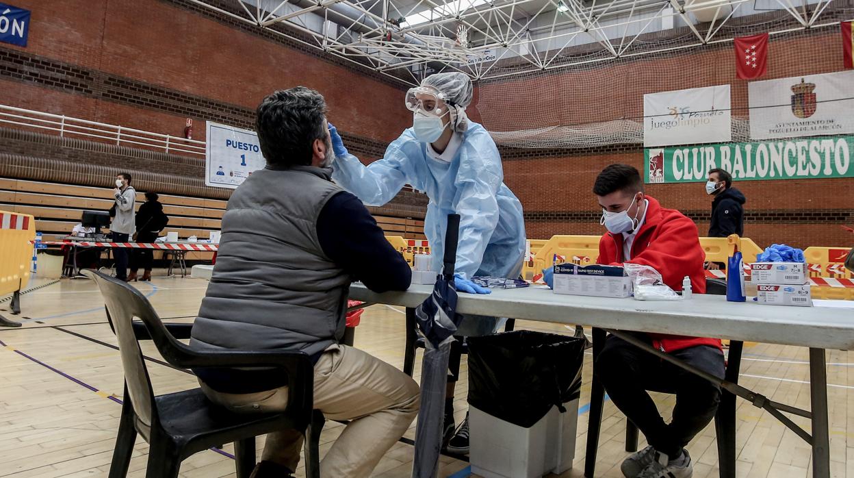 Realización de test de antígenos en el municipio de Pozuelo de Alarcón, hace una semana