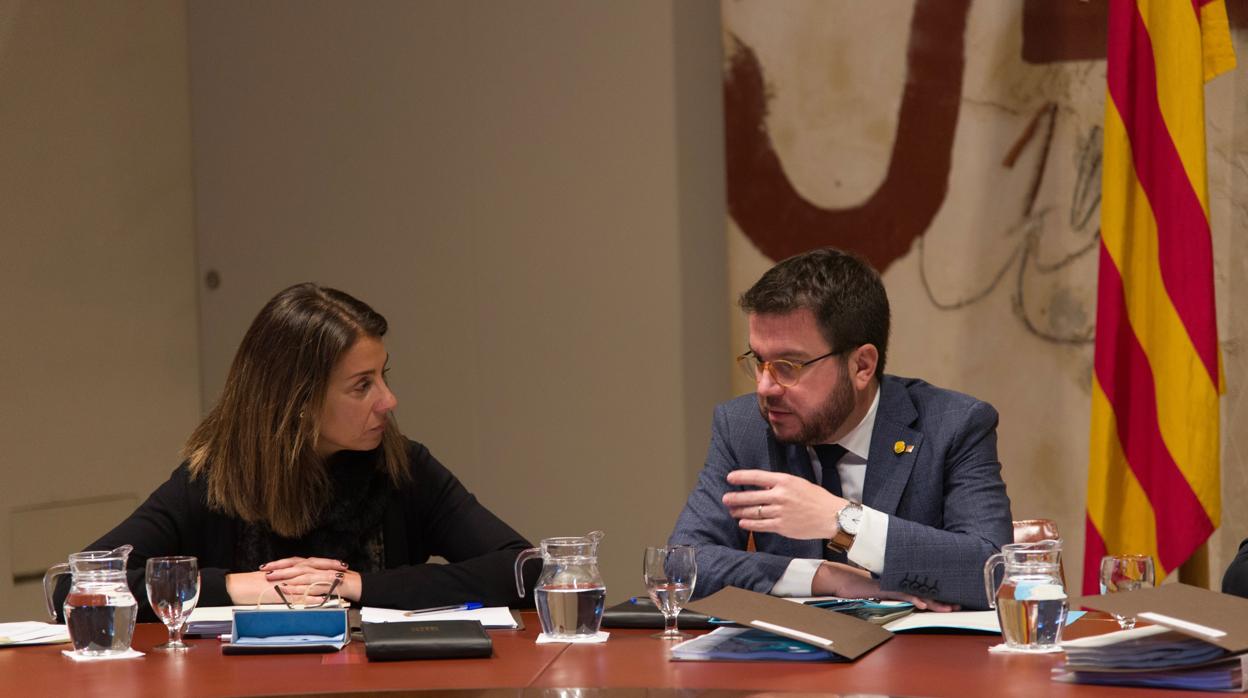 Meritxell Budó y Pere Aragonès, en una reunión de Govern