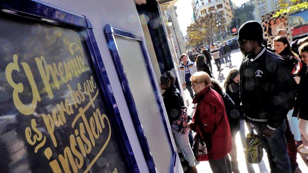 Las ventas del Gordo superan el verano pero siguen un 25 por ciento por debajo de 2019 por el coronavirus