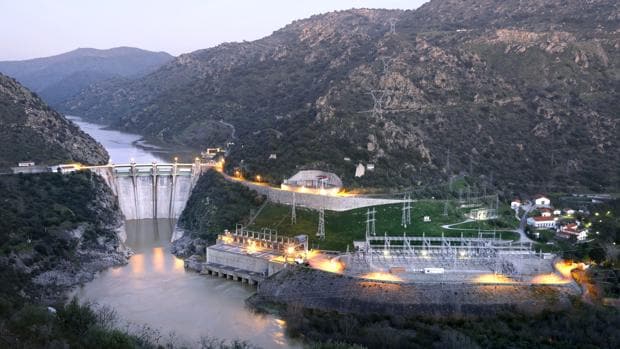 La producción hidroeléctrica aumenta un 77 por ciento impulsada por las precipitaciones