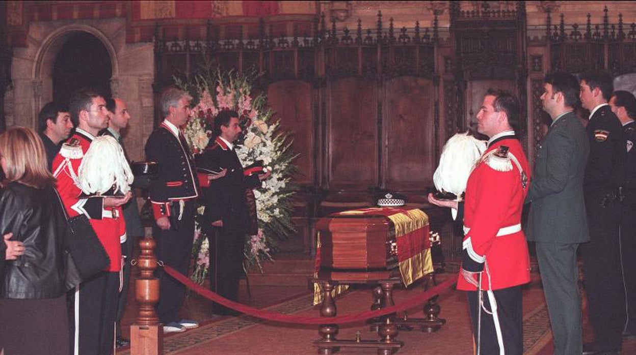 Capilla ardiente de Gervilla, en el Ayuntamiento