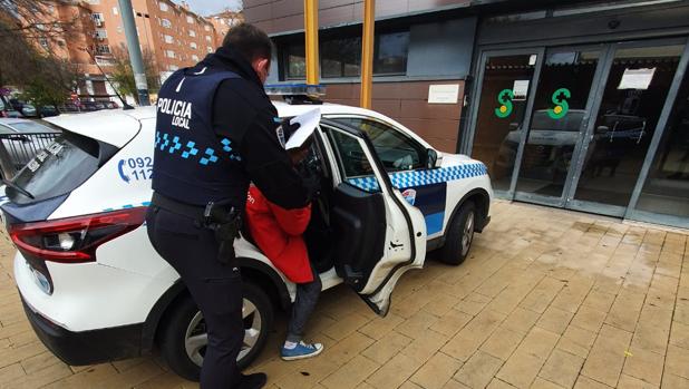 Un testigo, clave en la detención de un hombre por un presunto caso de violencia de género