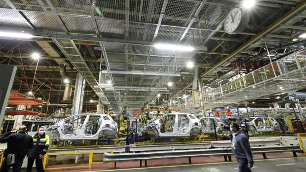 La industria aragonesa crea empleo en plena crisis del Covid: 4.200 ocupados más que hace un año