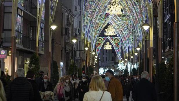 Igea, sobre las aglomeraciones en las calles: «La irresponsabilidad puede llevar a que sean las últimas navidades»