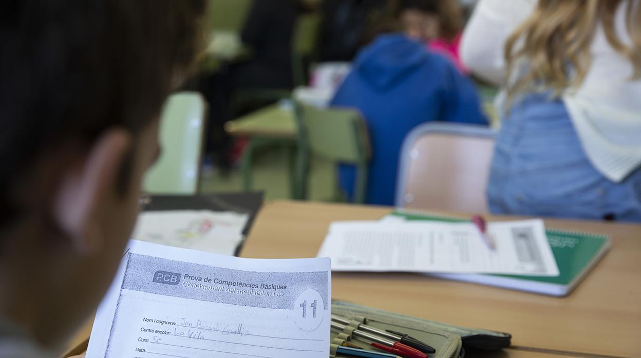 Un alumno catalán, en una imagen de archivo