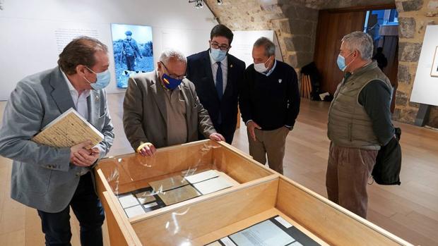 Ávila devuelve a Delibes su aprecio con una exposición en forma de homenaje