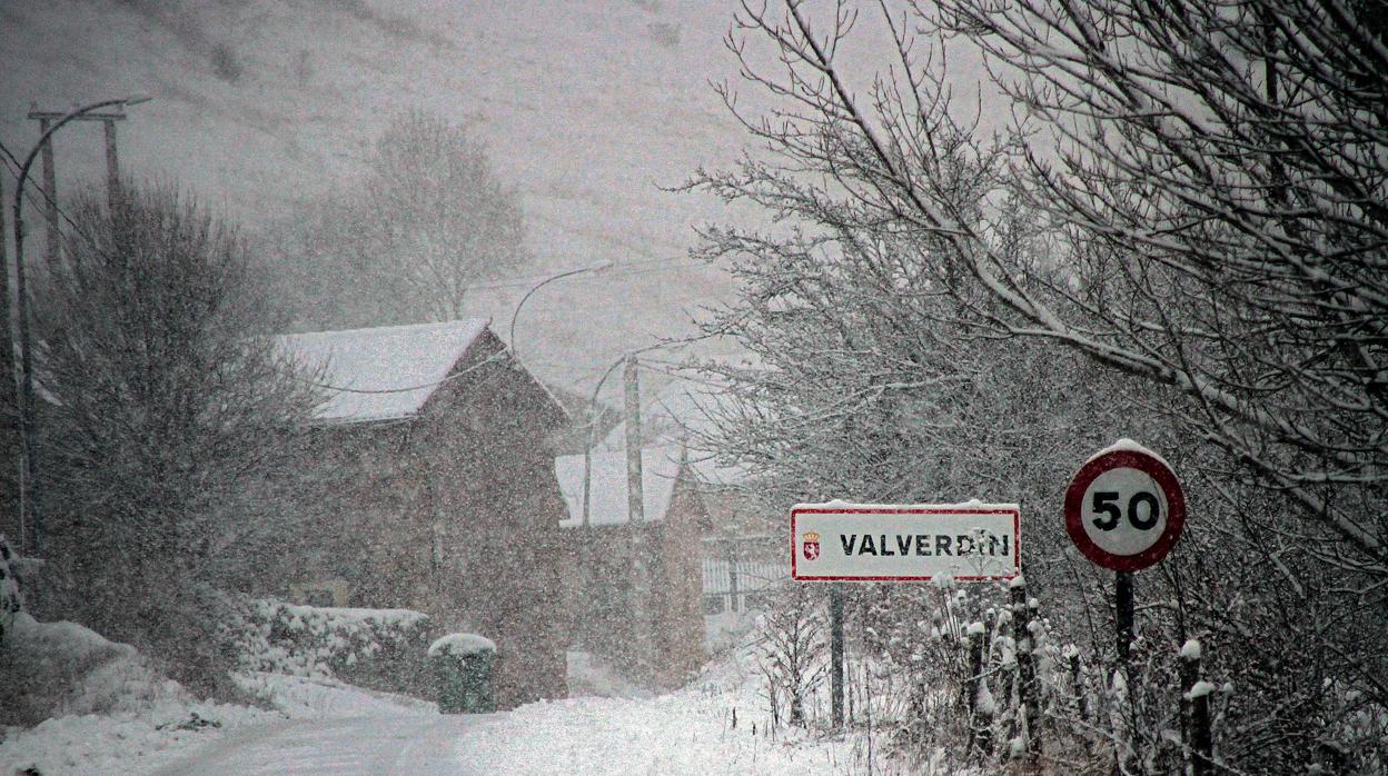 La Aemet mantiene la alerta por nieve en León -en la imagen-, Ávila, Segovia y Zamora